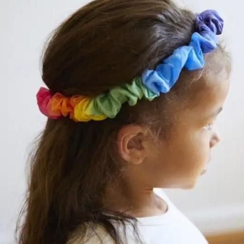 Hedvábná duhová čelenka, girlanda