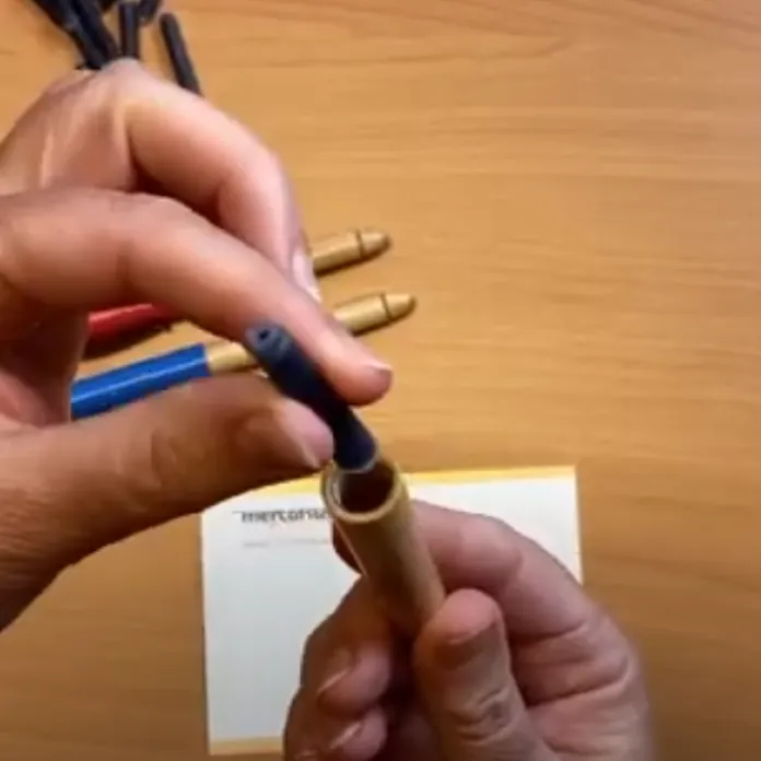 Výměna bombičky v plnicím peru | mercurius.cz